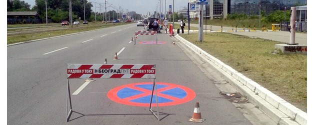 У Јурија Гагарина обележена на коловозу забрана паркирања