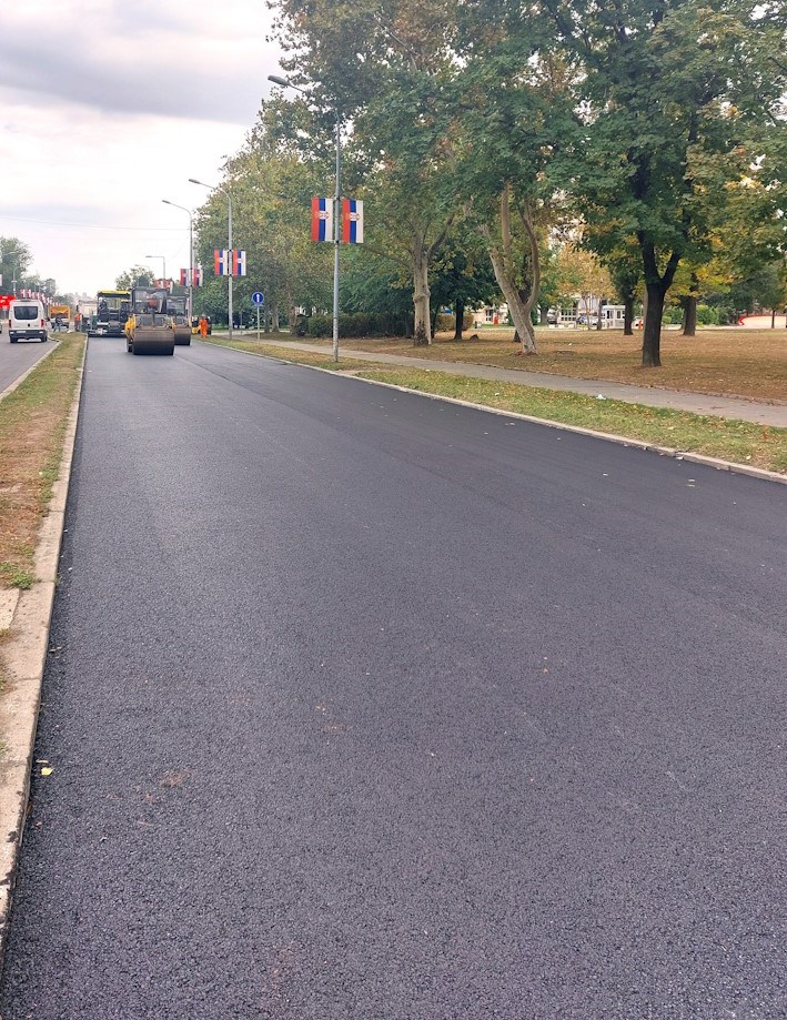 Асфалтерски радови на новобеоградским булеварима